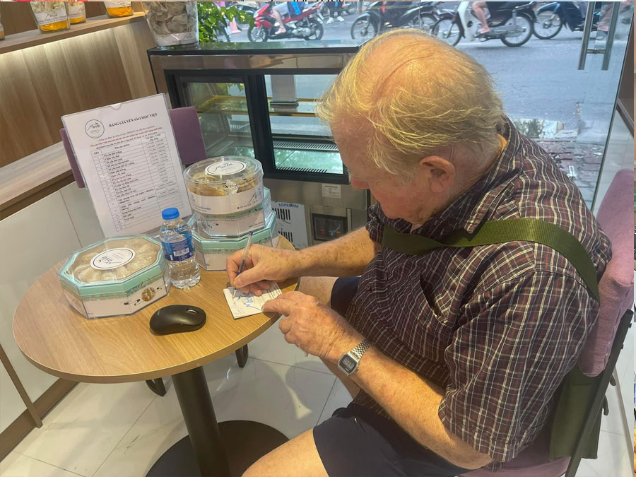 Yến sào Mộc Việt