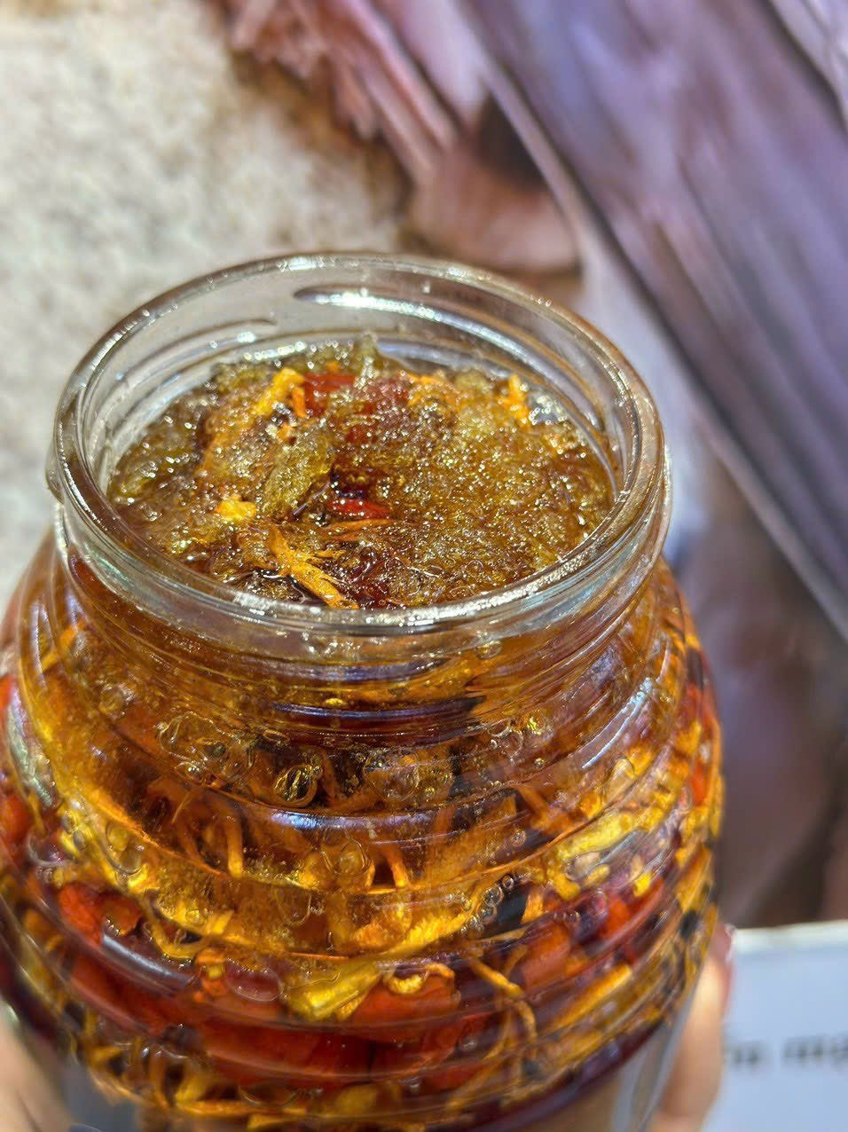 Tổ yến ngâm mật ong, táo đỏ, kỷ tử, nấm đông trùng, yến tươi.