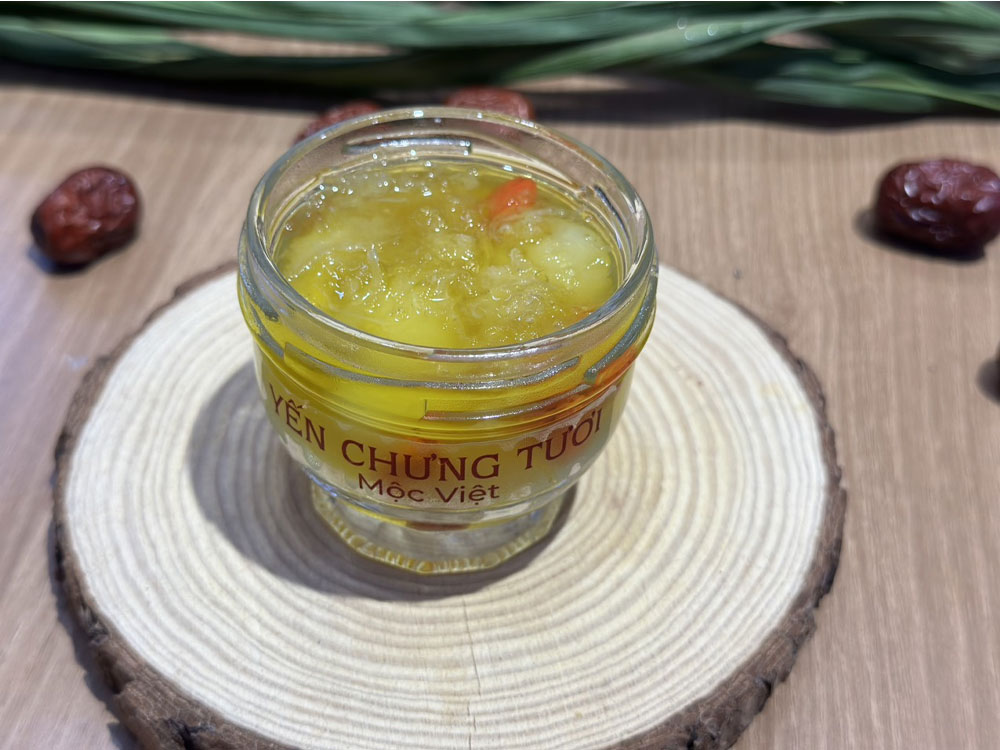 Yến chưng tươi nóng