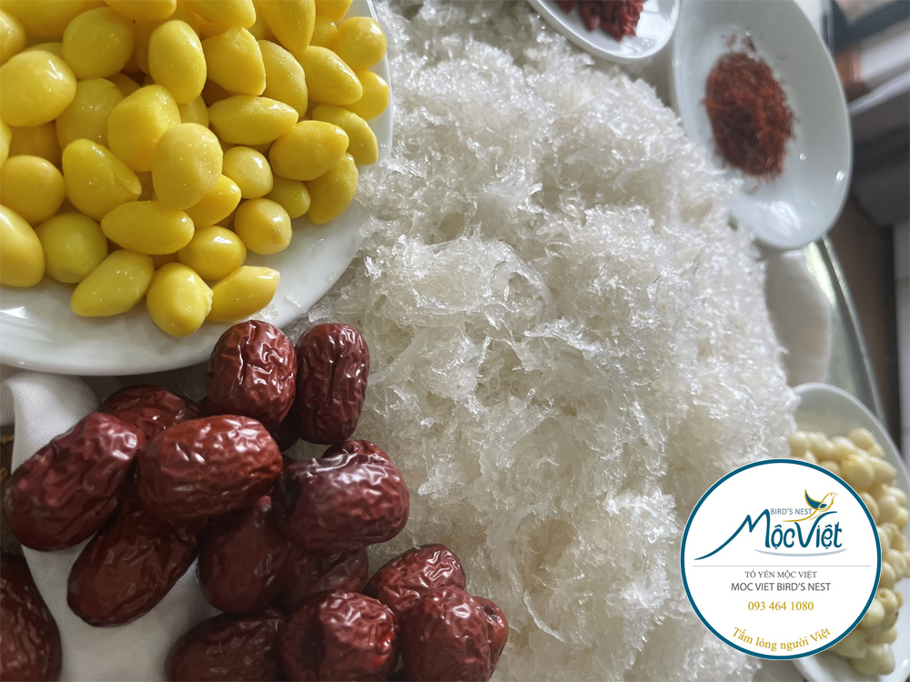 Hộp quà đóng gói Yến sào Mộc Việt