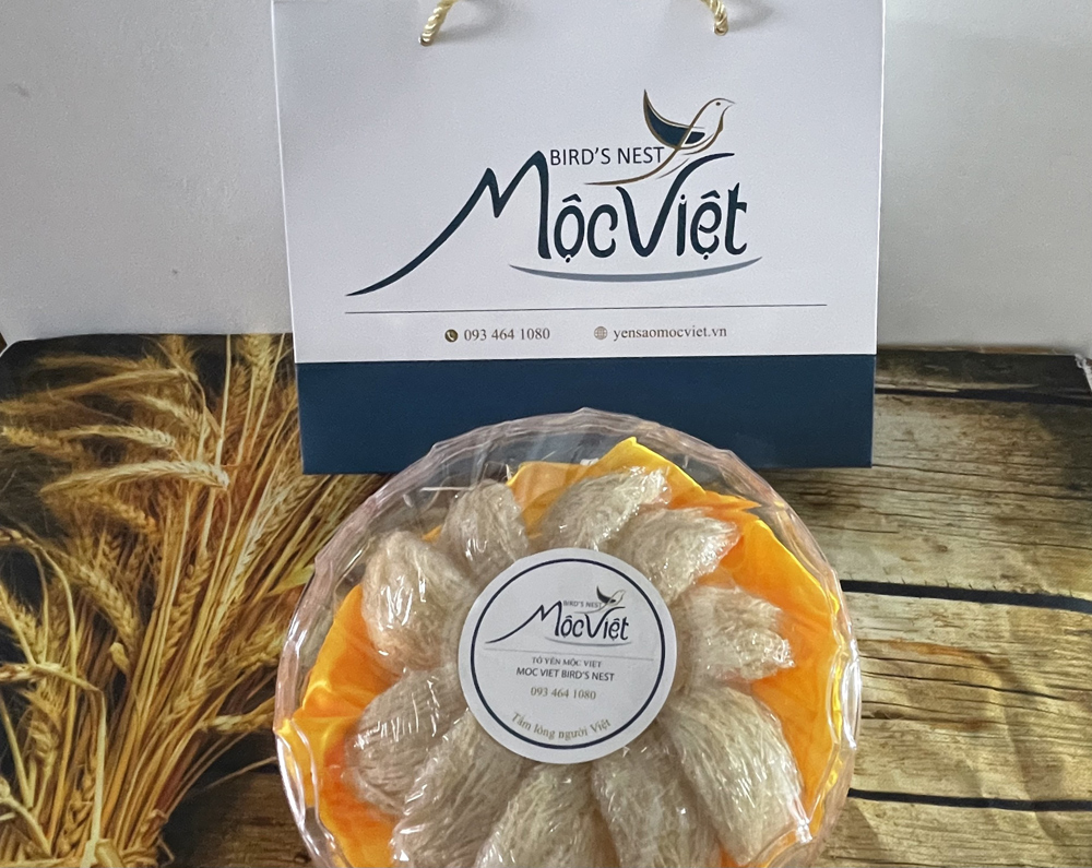 Tổ yến thô còn lông